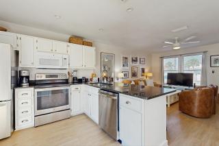 Island Gardens 102 - 3