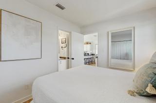 Island Gardens 102 - 1