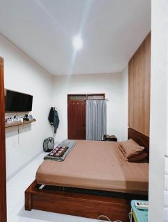 Room Close to Seminyak - Cozy & Strategic Stay - 3