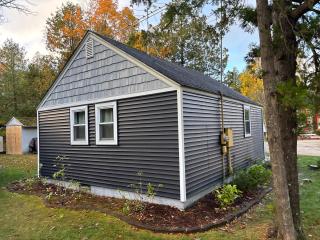 Sunset Shores - Sunflower Cabin #4 by Simple Life Rentals - 8