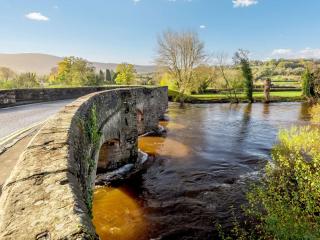 2 Bed in Crickhowell 90346 - 6