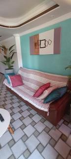 Quartos em Maceio à 100m da praia, 3 banheiros, 3 quartos, 1 cama casal, 4 camas solteiros - 6