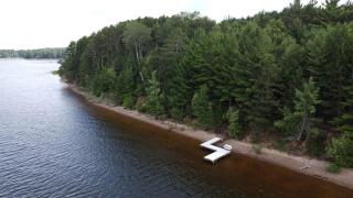 Log Cabin Elegance: Your Private Haven on 5 Acres of Hazelhurst Waterfront - 7