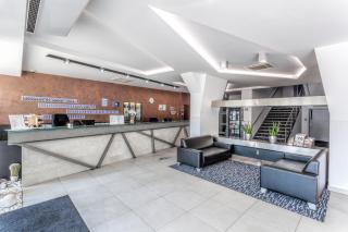 STEELHOUSE Hotel - 1