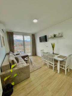 Green panorama Vrdnik - 7