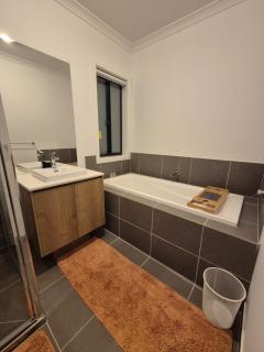 Cosy Home in Melton South - 3