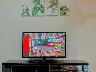 Grey House Cozy 3BR near Pantai Cenang - 0