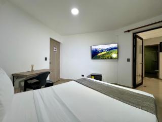 Praga Room Unicentro - 1