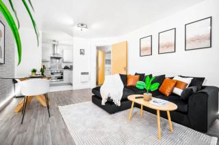 Stylish 1Bed Apartment - Prime City Location - balcony - Fast Wi-Fi 126SL - 7