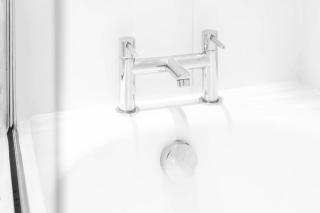 Stylish 1Bed Apartment - Prime City Location - balcony - Fast Wi-Fi 126SL - 2