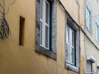 A Typical Alfama Home The Soul of Old Lisbon - 6