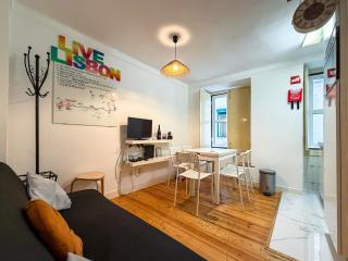 A Typical Alfama Home The Soul of Old Lisbon - 0