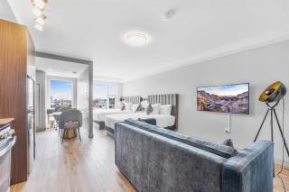 Skye Hotel & Residences, BW Signature Collection - 7