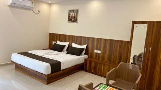 Estoria Hotel and Resort - 8