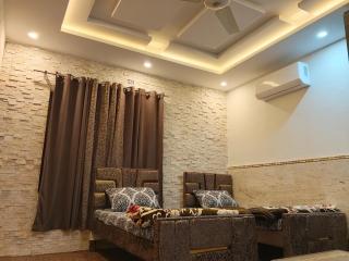 Bakht Guest House - 2