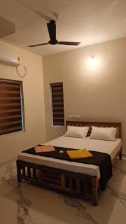 Sandora Home Stay - 8