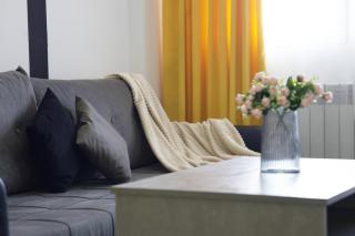 Domel Moskovyan 28 - 7