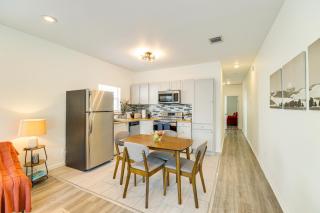 Light Rail Access and Skyline View! Modern HTX Home - 5