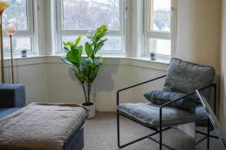 Neilston Gateaway - 3