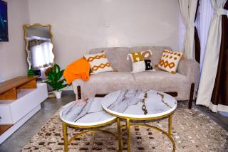 Royal Suburbs by Tsavo - 6