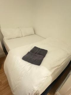 Comfort rooms near City Airport - 4