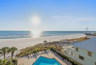 Pelican Walk 511 - 7