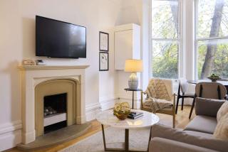 Hampstead Parkside Apartment - 3