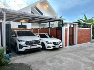 Yustien Homestay Jogja 3 Bedroom - Private Villa - 9