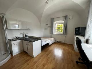 Yellow House Apartments - Top 2 - 7