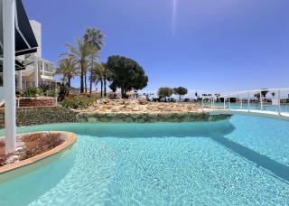 Two Bedroom with Large Terrace and Views in Capistrano, Nerja - 8