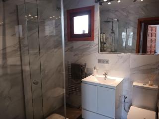 Two Bedroom with Large Terrace and Views in Capistrano, Nerja - 3