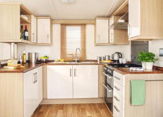 Monkey Tree Holiday Park - 6