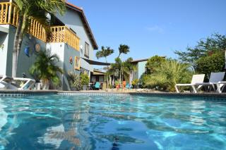 La Felicidad Aruba - 2