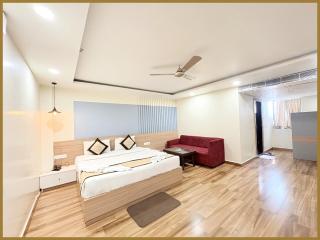 Rooftop Sea View Marine Drive Road Duren- Beach-Resort # Jagannath Temple #Fully Air Condition with All Premium Rooms With Attached #Balcony Free Wifi & Lift Facilities- Top Rated Hotel - 3