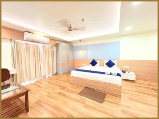 Rooftop Sea View Marine Drive Road Duren- Beach-Resort # Jagannath Temple #Fully Air Condition with All Premium Rooms With Attached #Balcony Free Wifi & Lift Facilities- Top Rated Hotel - 5