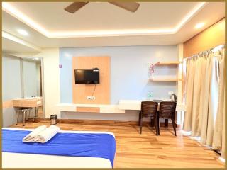 Rooftop Sea View Marine Drive Road Duren- Beach-Resort # Jagannath Temple #Fully Air Condition with All Premium Rooms With Attached #Balcony Free Wifi & Lift Facilities- Top Rated Hotel - 1