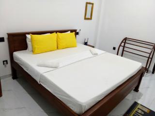 Yathi'S Surf rest - 3