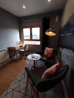 OFERTA ESPECIAL ÚLTIMA HORA - SARAKATUA15 - vistas espectaculares - familias y parejas - 2 dormitorios independientes - amplio salón cocina comedor - tarjeta parking OTA GRATIS - Julio y agosto estancia mínima 7 noches de domingo a domingo - - Zarautz - 3