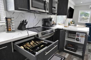 Walk to UC Davis Medical Center! Duplex with Patio - 3