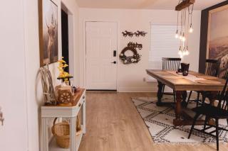 The Rodeo House - Near Rodeo Arena - 9