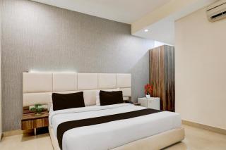 Super Townhouse Hotel Sec- 54 Golf Course Road - 6