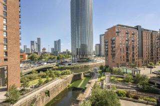 The Urban Nest - King Bed, Walk to C-centre - 8