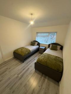 Blackthorne House - 3