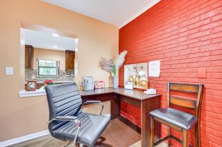 Covered Deck, Large Yard! Pet-Friendly Jax Escape! - 6