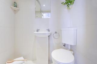 For Students Only AXO Waterloo Ensuite Rooms in London - 7