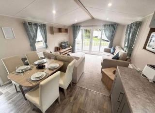 Fantasy Island - Ingoldale Park - 3