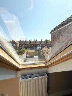 Riverside Retreat near Historic Westgate Towers - 8