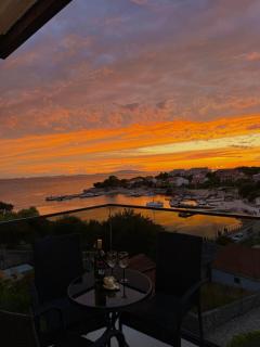 Apartments Solis, 50 m from the sea - Jakišnica - 2