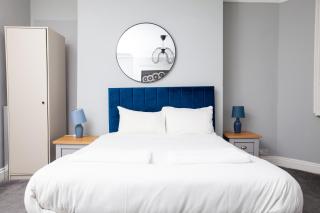 Stylish 4 BDR Coastal Escape - 5