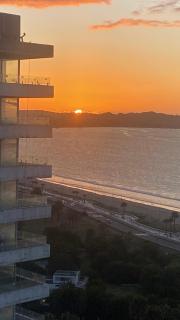 Hermoso y amplio Departamento frente al mar - 8